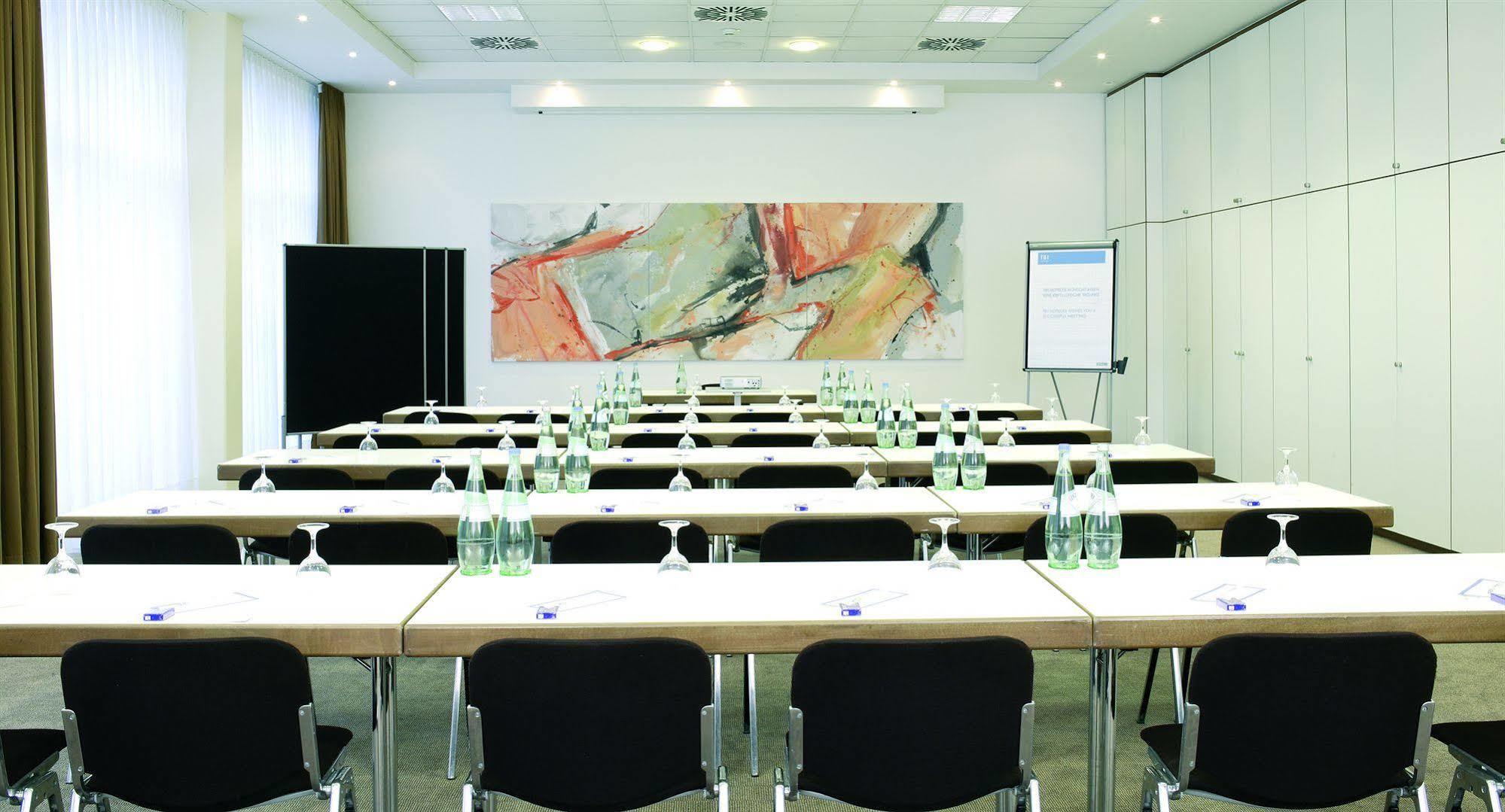 Nh Hamburg Horner Rennbahn Hotell Exteriör bild